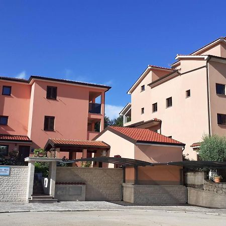 Apartments Marina-Mare Porec Ngoại thất bức ảnh