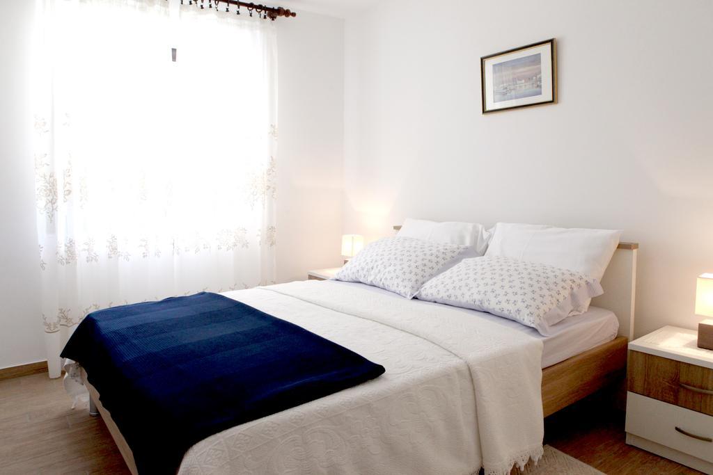 Apartments Marina-Mare Porec Ngoại thất bức ảnh